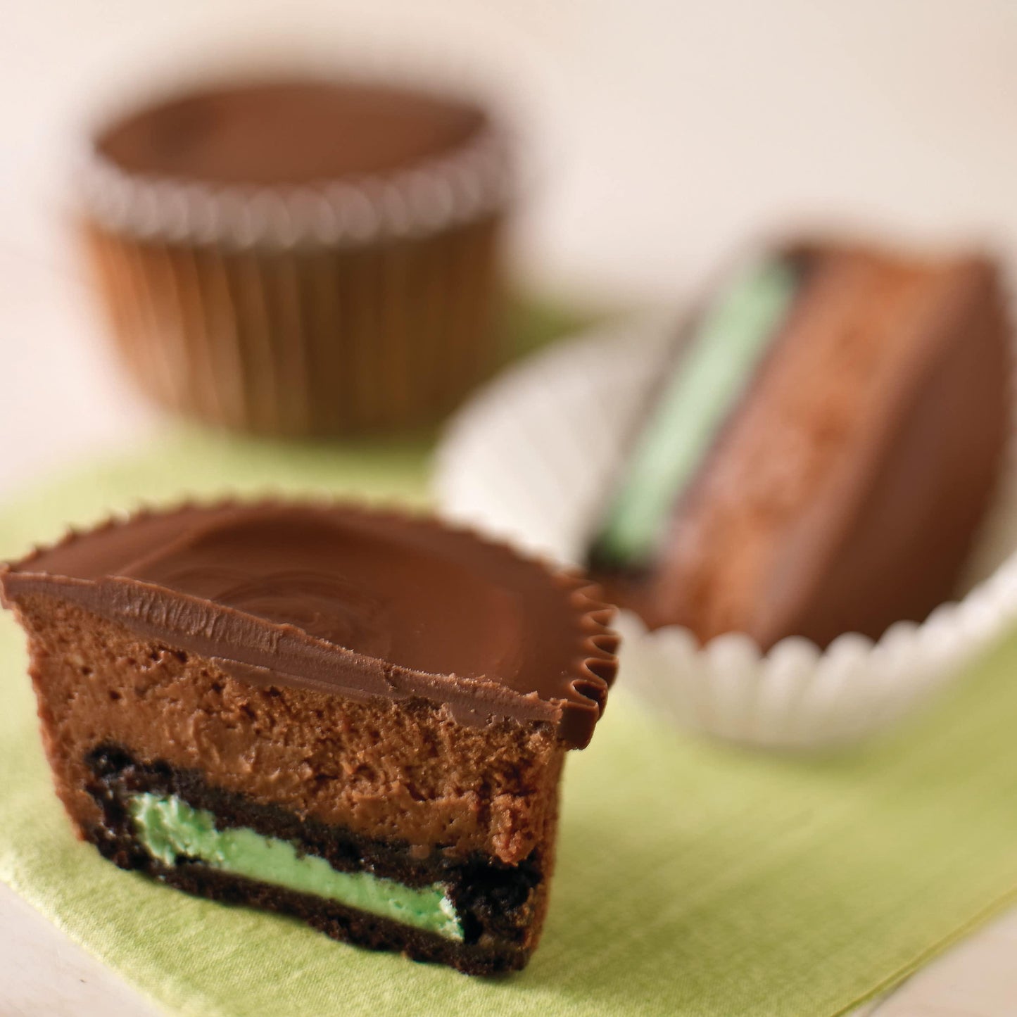 OREO Gluten Free Mint Cream Chocolate Sandwich Cookies, 12.47 oz - Indulgent Gluten Free Treats